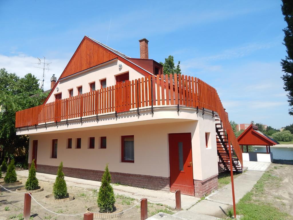 Napsugar Apartman Боя Екстер'єр фото